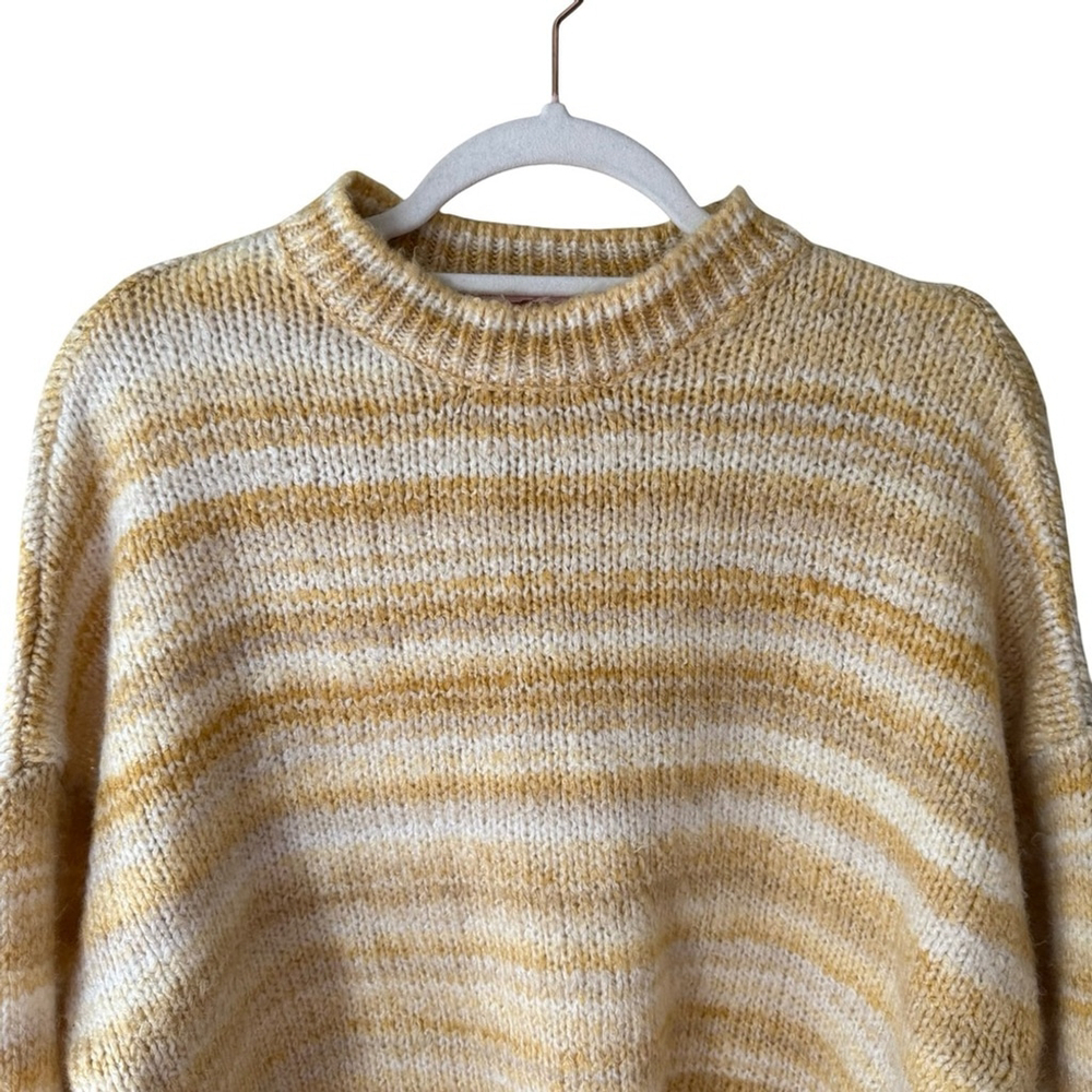 Urban Outfitters Yellow and Cream Striped Sweater Size S Cozy Knit Fall Winter - Picture 9 of 12